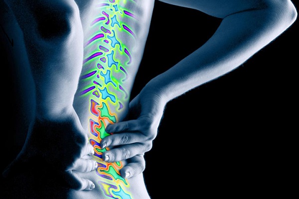 Các thói quen thường ngày gây hại cho cột sống có thể bạn chưa biết
