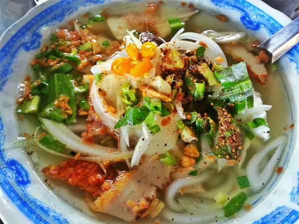 Ngon bánh ngọt nước chính là Bánh canh chả cá Phú Quốc