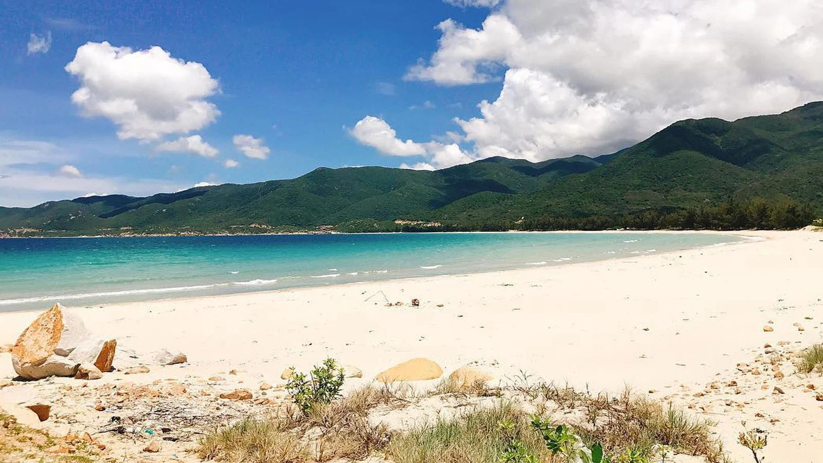 Vẻ Đẹp Hoang Sơ Khiến Lòng Người Mê Đắm