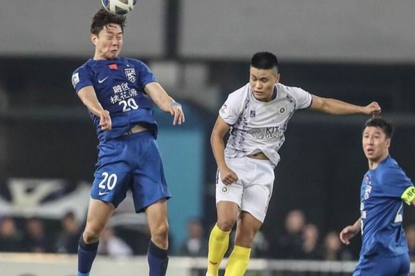 Nhận 2 thẻ đỏ, CLB Hà Nội để thua trước đại diện Trung Quốc