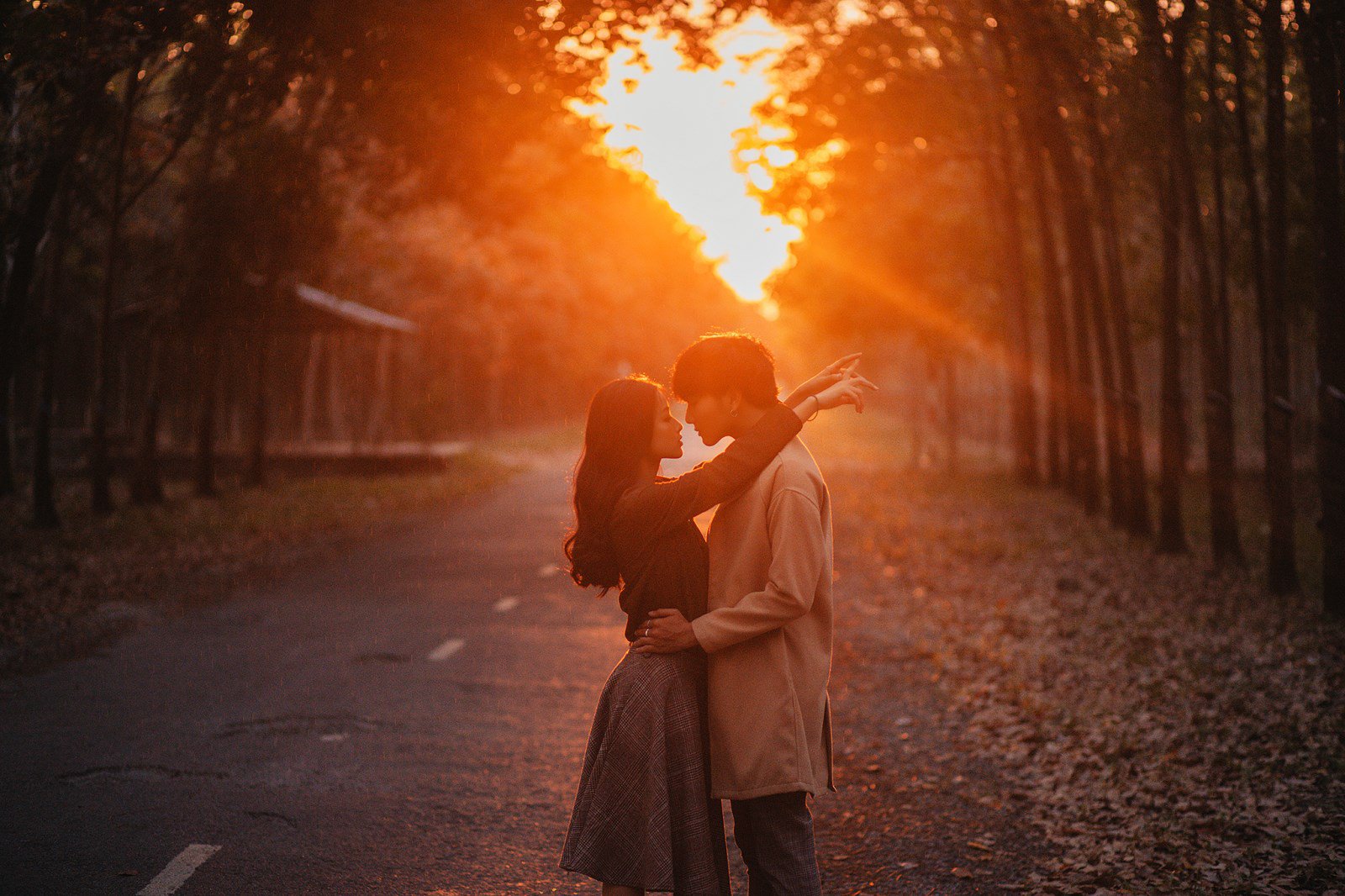 Chuyện ít biết về găng tay cao su: ‘Anh hùng’ chống COVID-19