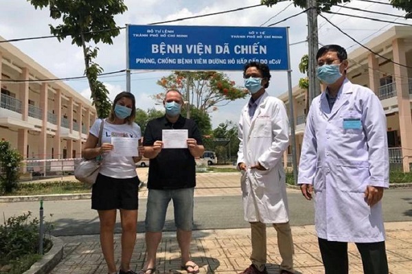 2 bệnh nhân dương tính trở lại với COVID-19 sau khi xuất viện