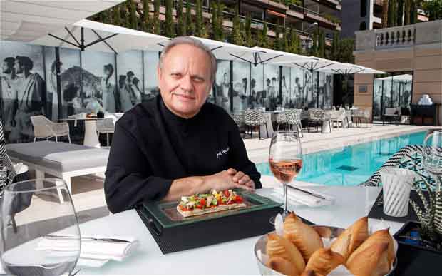 Biểu tượng của ẩm thực Pháp Joel Robuchon và 8 món ăn ‘huyền thoại’