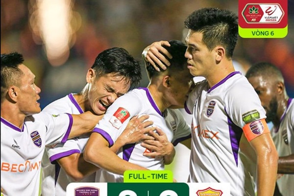 Tiến Linh ghi bàn khiến Nam Định mất ngôi đầu V-League