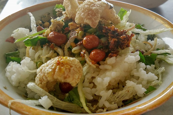 Những món ăn đúng điệu xứ Huế không phải ai cũng biết