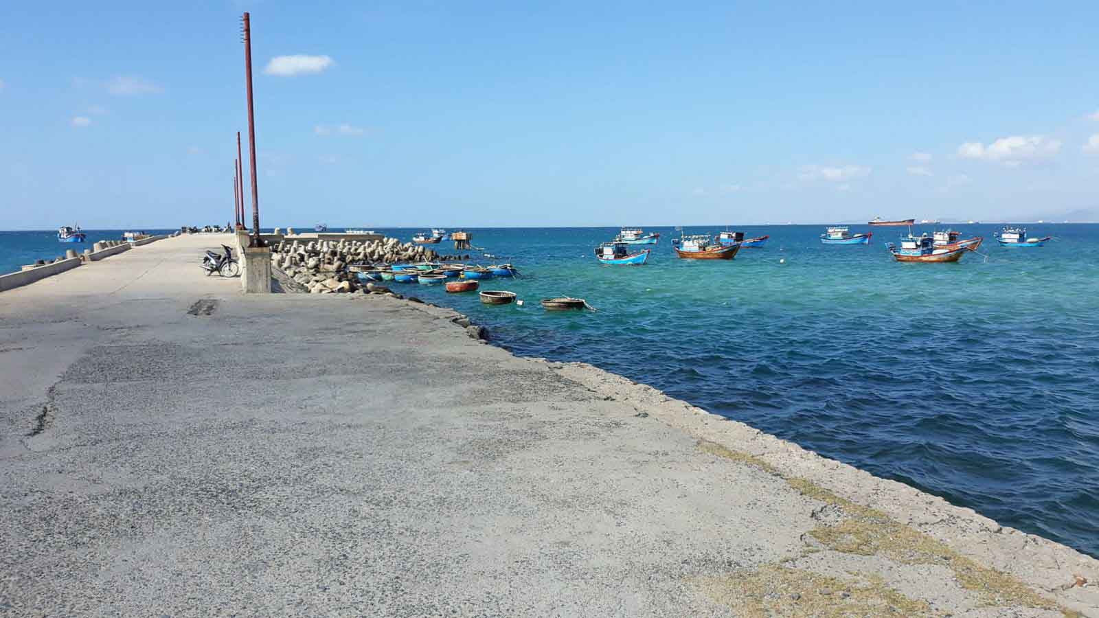 Khám phá nét hoang sơ ở Cà Ná