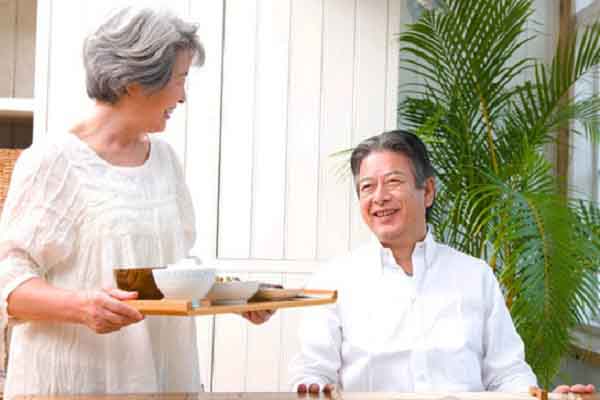 Người Nhật ngăn ngừa đột quỵ do say nắng như thế nào?