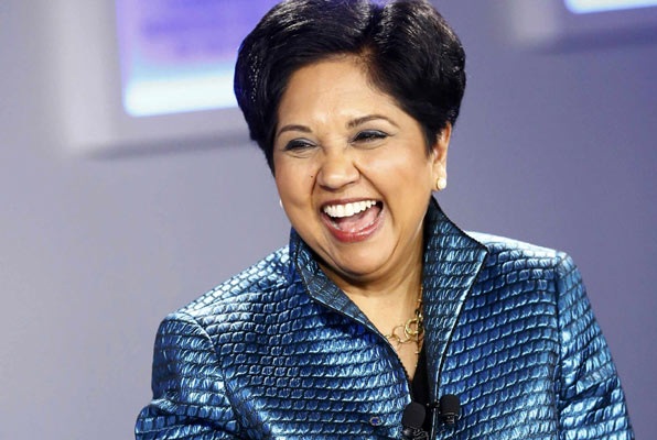 Indra Nooyi – Nữ CEO đầu tiên của PepsiCo rời vị trí sau 12 năm cống hiến