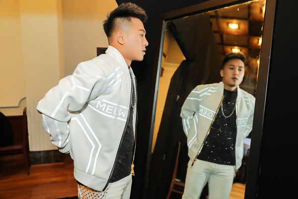 Tâm sự nhói lòng của Châu Khải Phong sau sinh nhật hạnh phúc