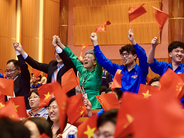 Dàn trống hội hoành tráng bậc nhất biểu diễn trong lễ kỷ niệm 50 năm đất nước thống nhất