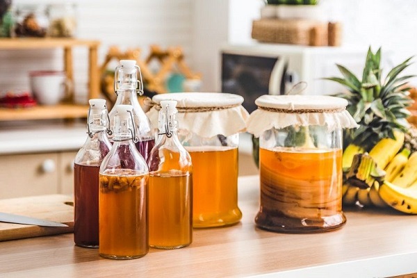 Chuyên gia sức khỏe lưu ý khi dùng trà Kombucha