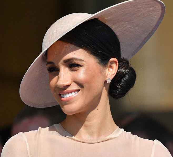 Những kiểu tóc hoàng gia huyền thoại