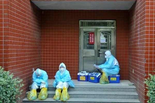 Ổ dịch COVID-19 Bắc Kinh khiến một huyện ở Hà Bắc bị phong tỏa