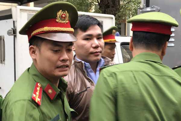 Ca sĩ Châu Việt Cường bị phạt 13 năm tù vì làm chết cô gái trẻ