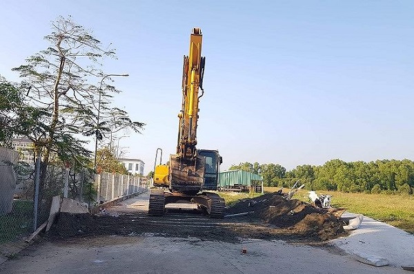 Cuộc ‘cưỡng chế’ kỳ lạ tại Phú Quốc: Ông Trưởng phòng mặc quần đùi đến hiện trường lớn tiếng trong hơi men