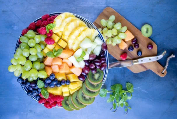 Mẹo giúp trái cây không bị thâm sau khi cắt