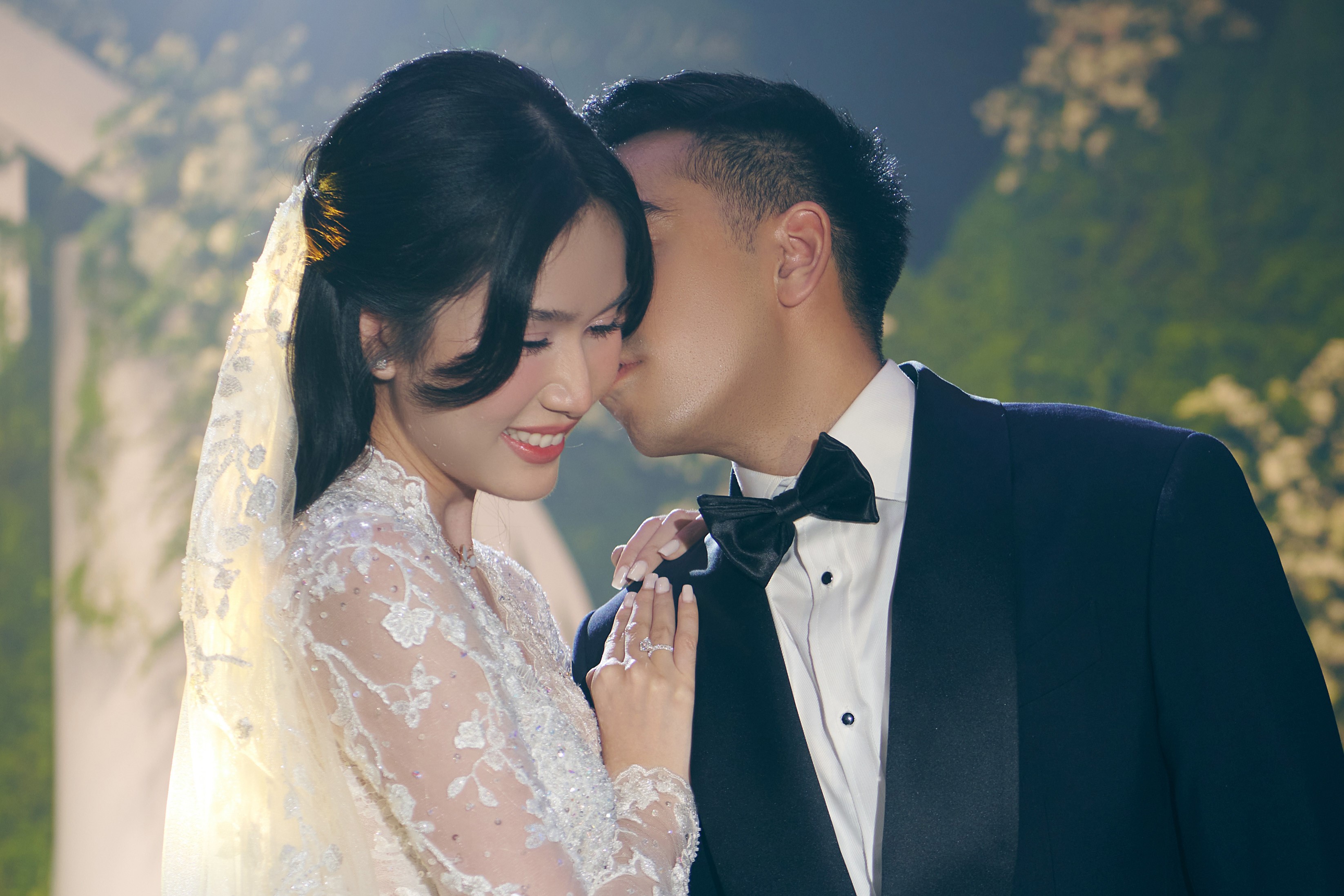 Á hậu Phương Anh và chồng doanh nhân chính thức ‘về chung một nhà’