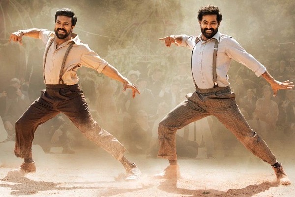 Nhảy múa, ca hát tạo nên sức hút của phim Ấn Độ