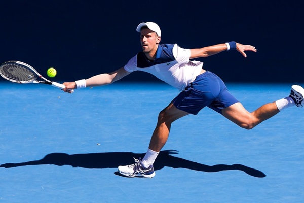 Quần vợt thế giới thay đổi để chiều lòng quốc gia giàu có Ả Rập Saudi?