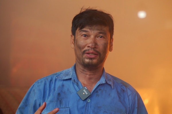 Tiết Cương ‘như từ cõi chết trở về’ khi quay cảnh cháy trong ‘Lật mặt 6’