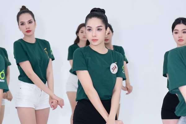 Bí quyết sở hữu vòng eo con kiến của thí sinh MGVN 2023