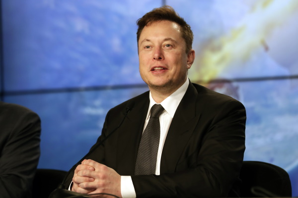 Elon Musk vượt Bill Gates trở thành tỷ phú giàu thứ 2 thế giới