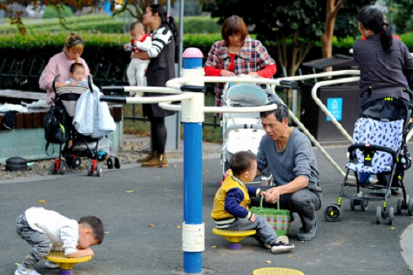 Kết hôn trước tuổi 25 khiến nhiều cô gái Trung Quốc phản đối