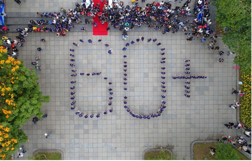 Lễ hội Tắt đèn 2019: Bảo vệ môi trường qua trải nghiệm công nghệ mới