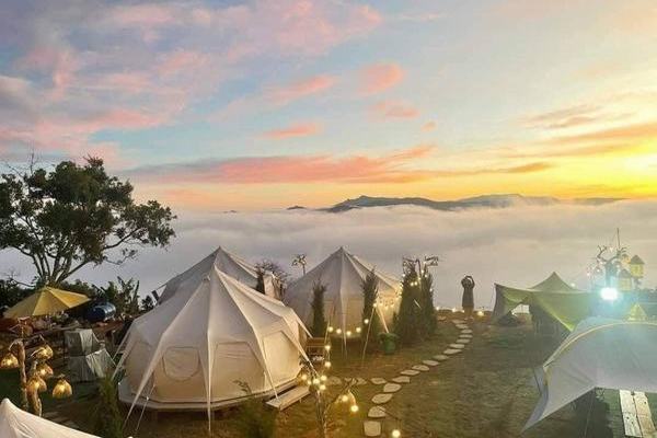 Xu hướng du lịch cắm trại Glamping được yêu thích