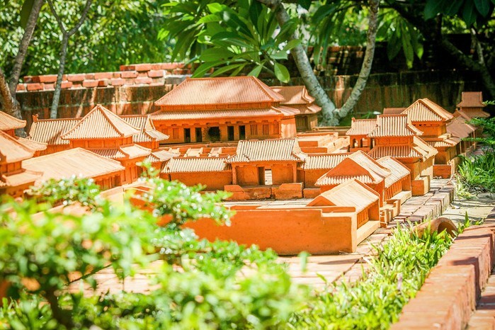 Độc và lạ: Ở Việt Nam đã có công viên gốm