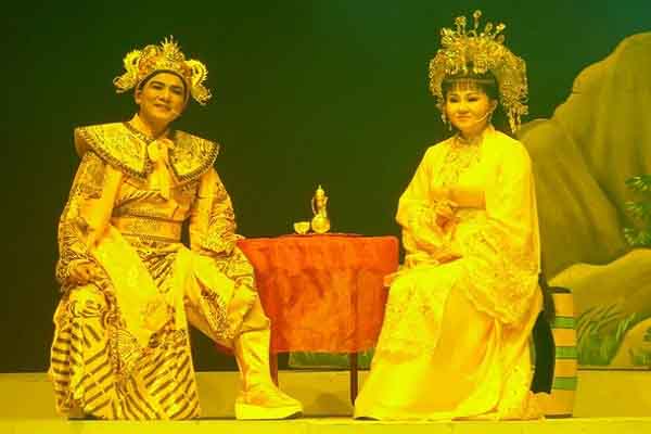 Danh tướng Nguyễn Hữu Cảnh trên sân khấu cải lương