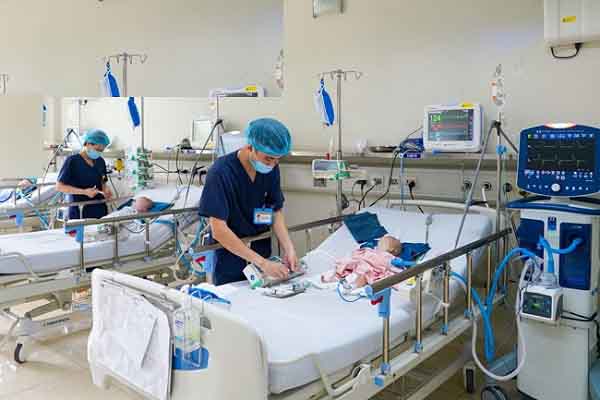 Dịch sốt xuất huyết diễn biến phức tạp, Hà Nội triển khai quy trình báo động đỏ