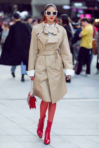 Phạm Hương thu hút sự chú ý tại Seoul Fashion Week