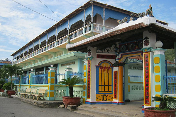 Ghé Long Sơn tìm về nét đẹp văn hóa Nam Bộ xưa qua đạo Ông Trần