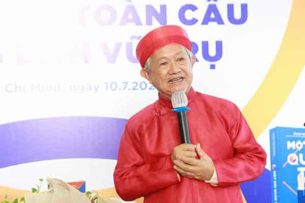 Giáo sư Phan Văn Trường giải mã ‘công dân toàn cầu – công dân vũ trụ’