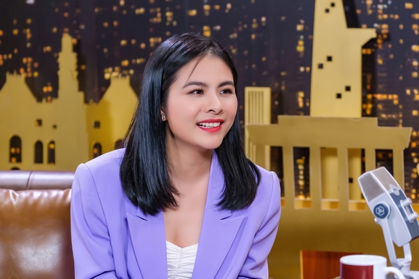 Vân Trang chủ động ‘cưa’ chồng Việt kiều trên Facebook