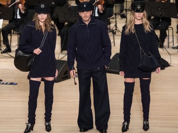 Ra mắt bộ sưu tập Chớm thu 2018 của Chanel