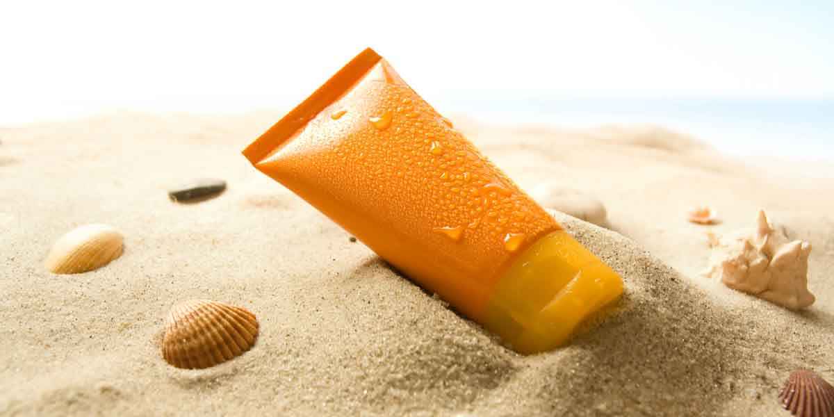 Hợp chất trong kem chống nắng có thể sẽ hấp thụ vào máu