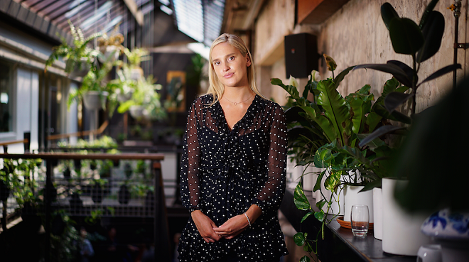 Nữ doanh nhân trẻ kiếm triệu đô trong một ngày