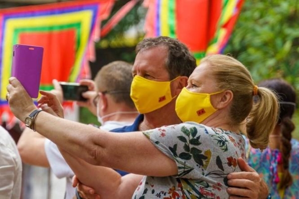 Đài tiếng nói Hoa Kỳ ca ngợi ‘Pho’nomenal Việt Nam’ trên đà phục hồi kinh tế