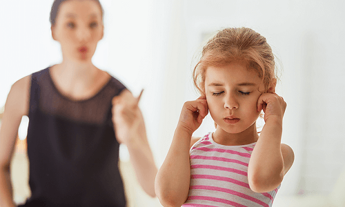 Phân biệt kỷ luật và trừng phạt trong nuôi dạy con cái