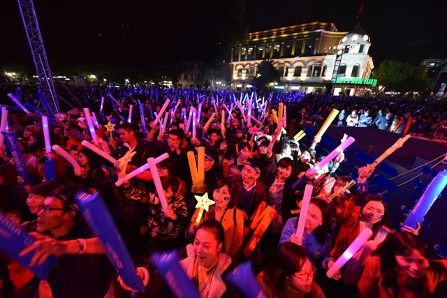 Đón năm mới bằng lễ hội đếm ngược