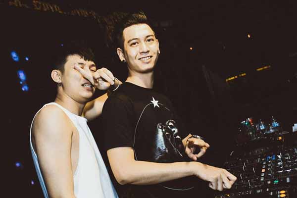 Danh tính DJ nổi tiếng, điển trai vừa bị cảnh sát bắt cùng 27.000 viên thuốc lắc