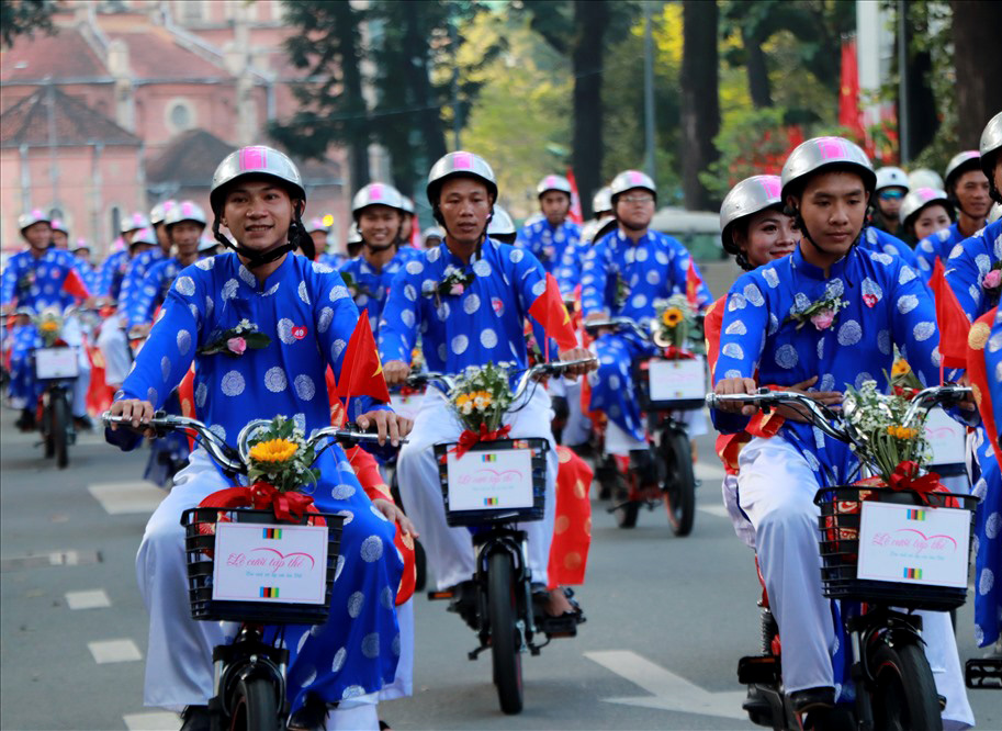 100 cặp đôi thanh niên hạnh phúc trong Lễ cưới tập thể 2018