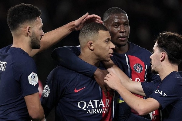 Không cần Messi, PSG vẫn vô địch lượt đi với Mbappe