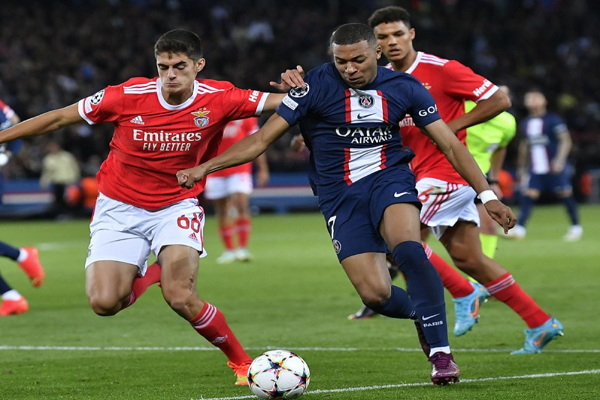 Lượt trận Champions league sáng 12/10: Những đội bóng lớn bị ‘cầm chân’