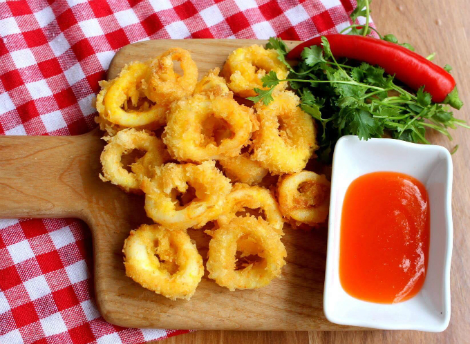 Vào bếp cùng mực chiên vàng thơm