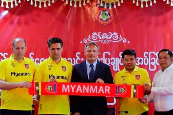 Myanmar có tướng mới để đấu ĐT Việt Nam tại AFF Cup 2018