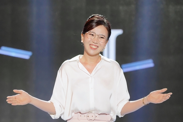 Nàng nhân viên văn phòng chinh phục ‘Én Vàng 2023’ với số điểm tuyệt đối