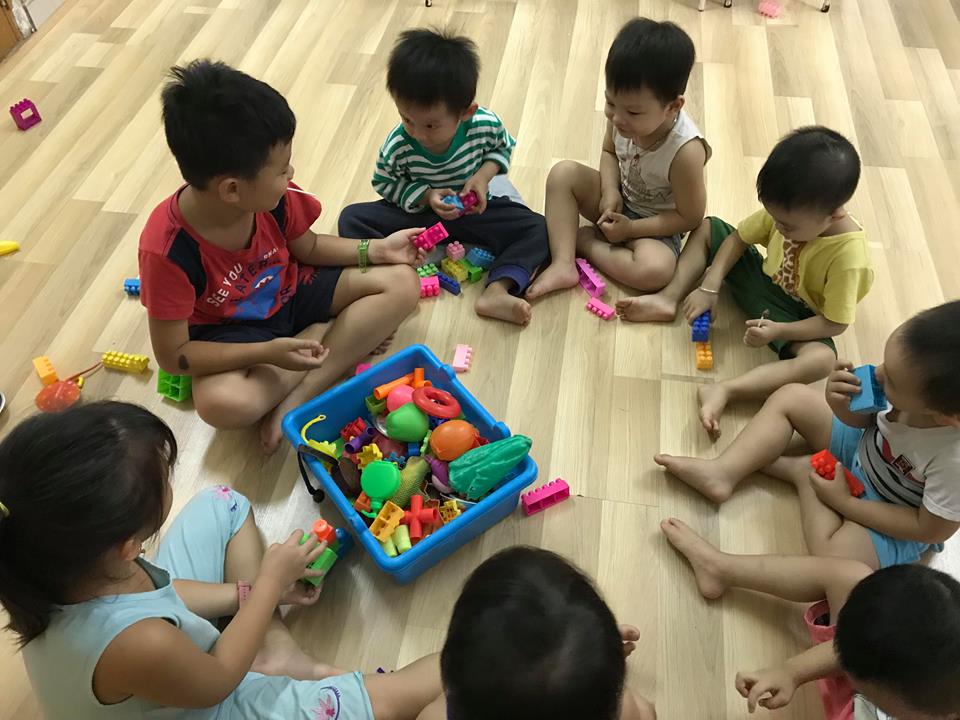 Nan giải tìm cách cho con chơi hè